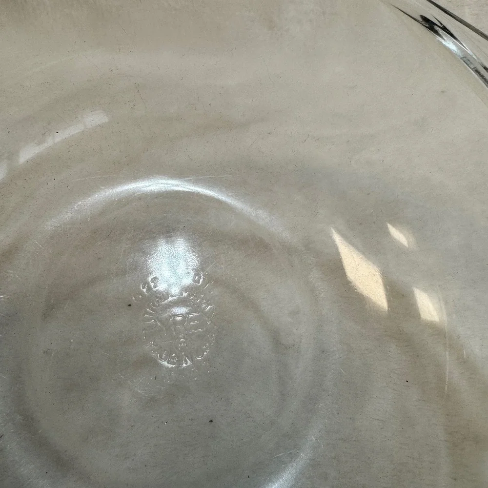 Pyrex type mixing